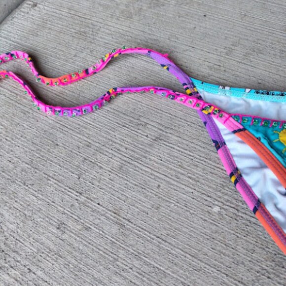 AGUA BENDITA Beaded Embellished Adjustable Side Tie Bikini Swimsuit Bottoms L - Picture 5 of 9